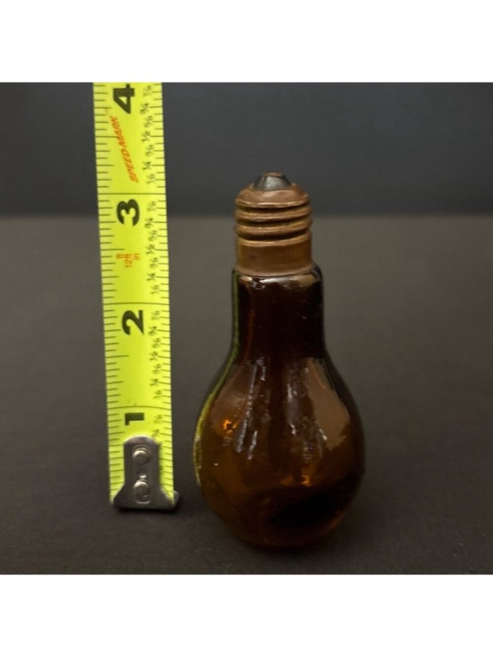 Vintage Amber Glass Light Bulb Bottle Salt Pepper Shaker Metal Lid Brass Bronze - Picture 4 of 16